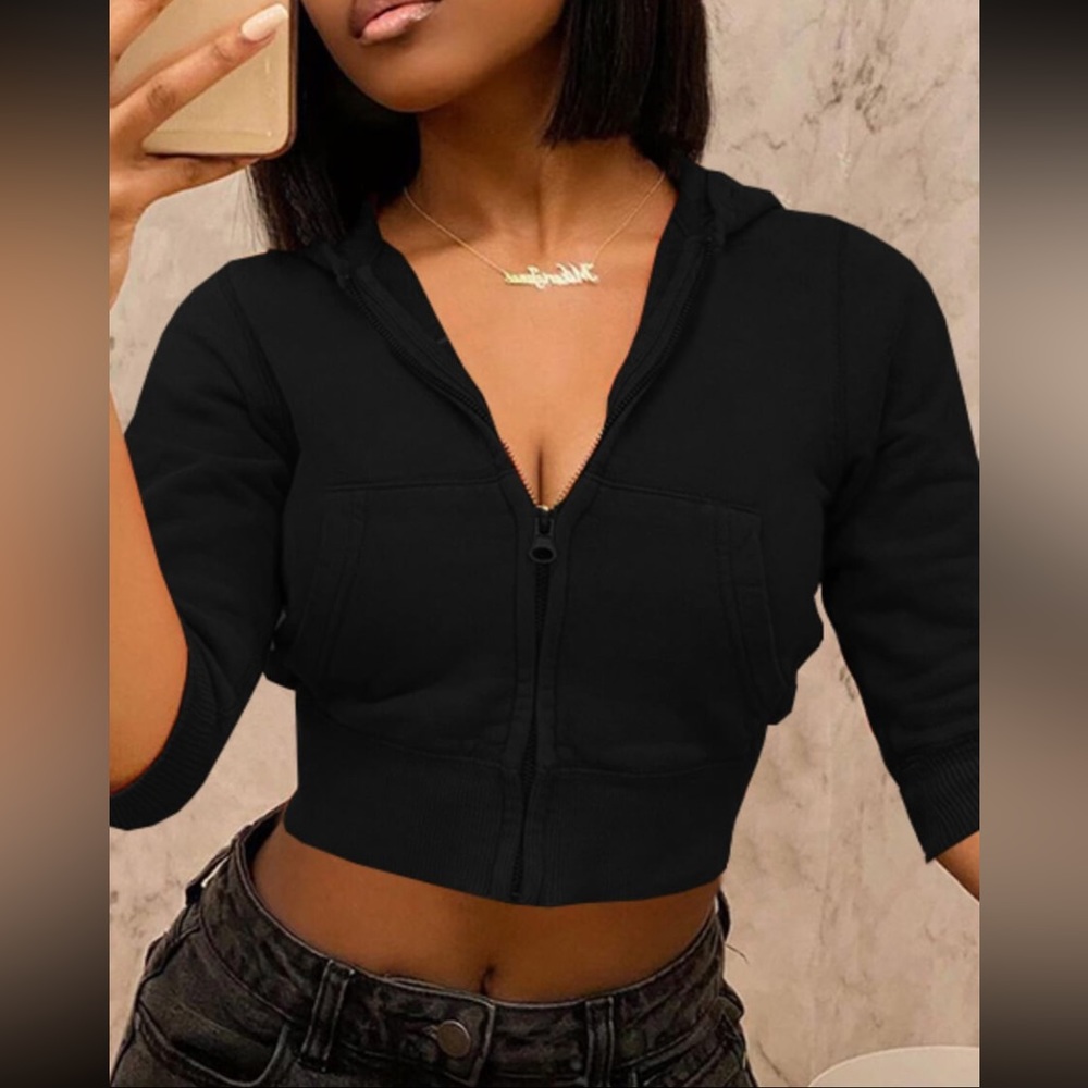 💋Black Hoodie Crop Zip Up With Pockets Soft & Sexy Cute